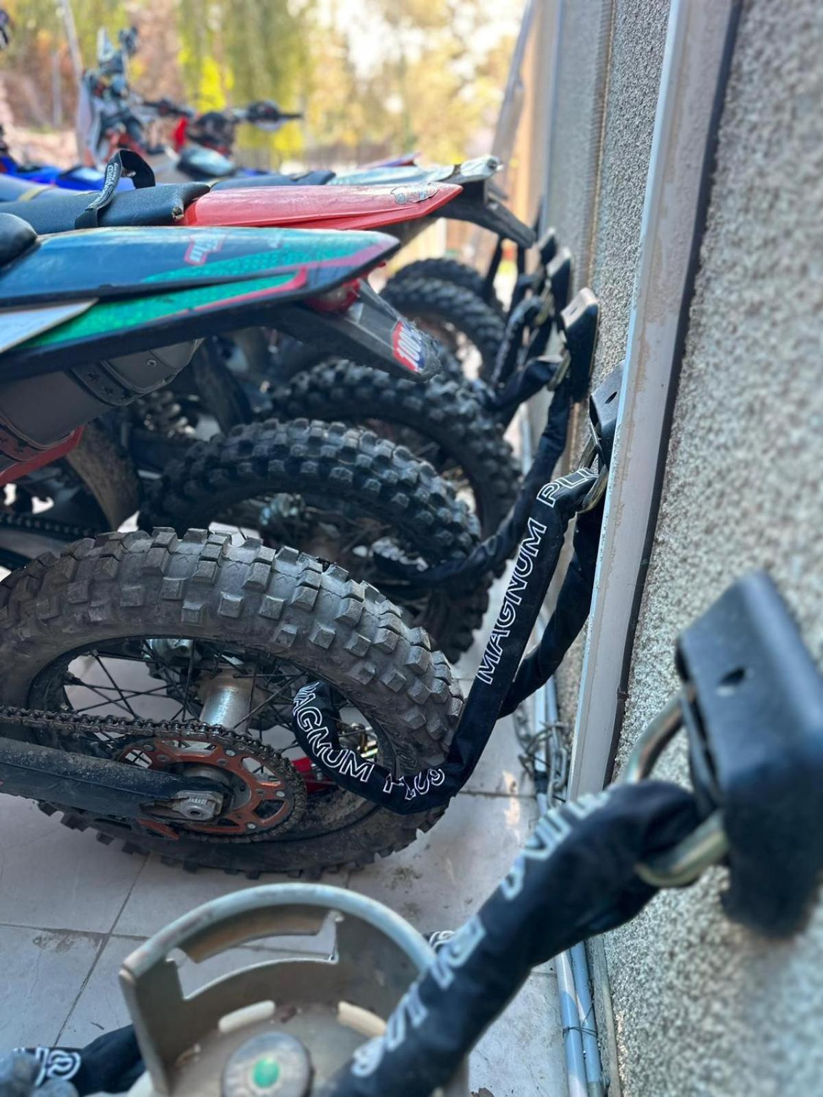 Extreme Sports Arad Hotel Екстериор снимка